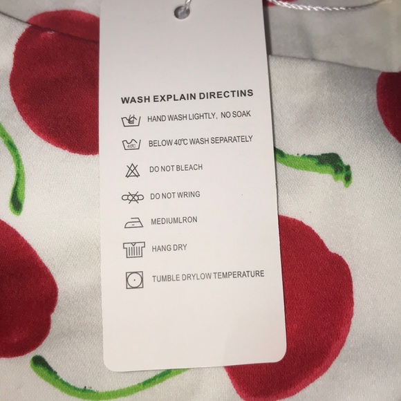 ๐HP 3x๐โ๏ธCherry Dress๐ - Picture 4 of 4